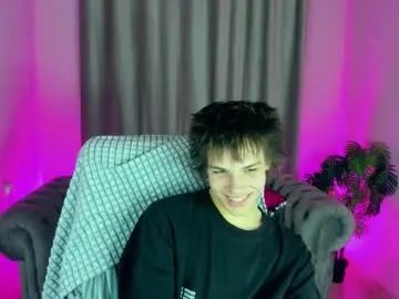 Freechat whiterabbit342 on Chaturbate