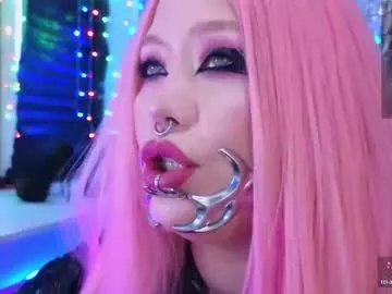 Freechat wickedxqueen on Chaturbate