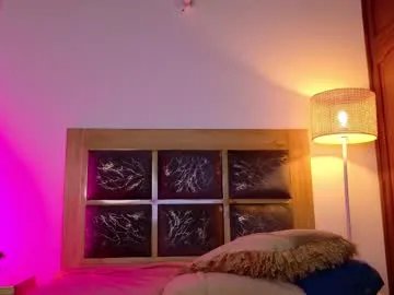 Freechat yayoi_cresp18 on Chaturbate