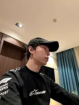 Freechat 1a1a1alll on StripChat