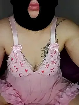 Freechat 1Malika on StripChat