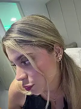 Freechat _Alicee_1 on StripChat