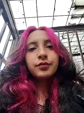 Freechat _Laary_Lily on StripChat