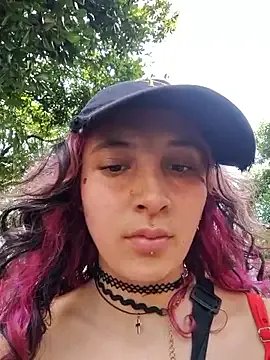 Freechat _Laary_Lily on StripChat