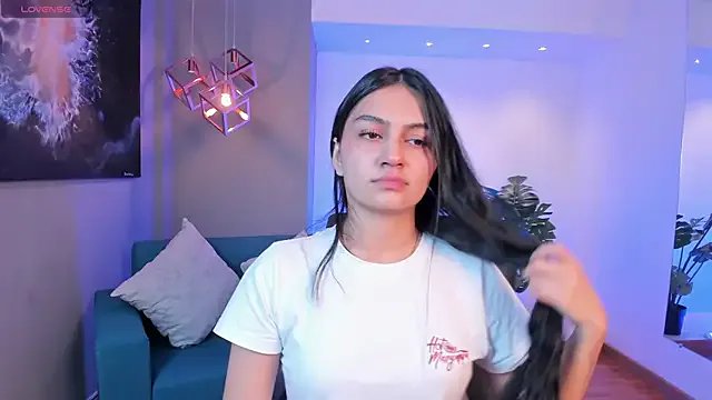 Private AidaJones on StripChat