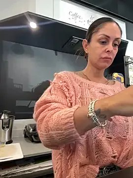 Freechat ainaht on StripChat