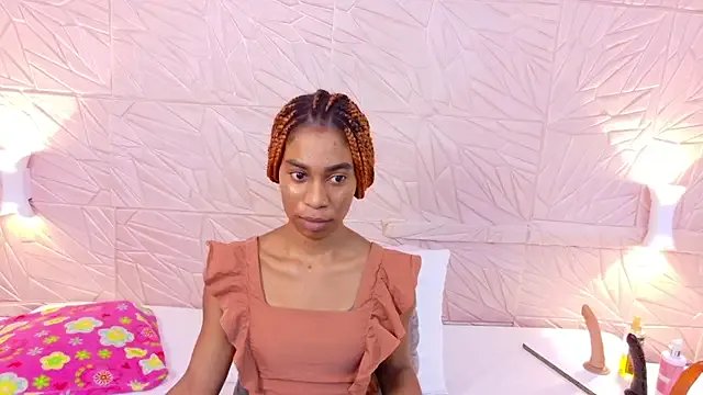 Freechat Amarantha_love69 on StripChat