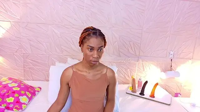 Freechat Amarantha_love69 on StripChat