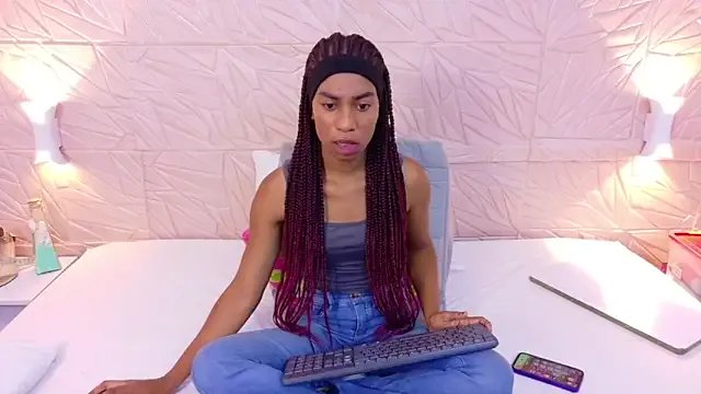 Freechat Amarantha_love69 on StripChat