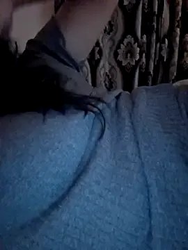 Freechat Ariana381 on StripChat