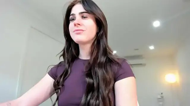 Freechat aus_queen on StripChat