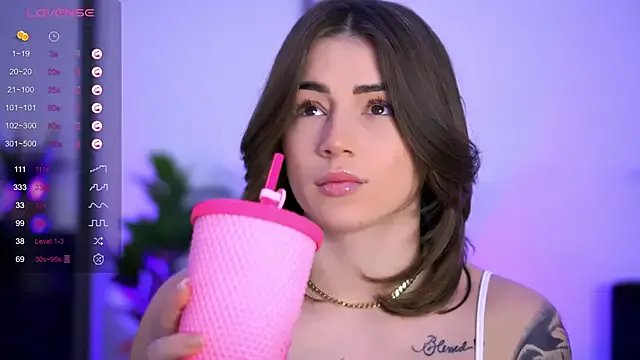 Freechat BabbyAisha on StripChat