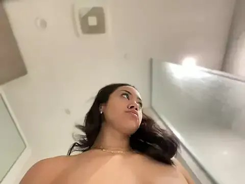 babymalaya on StripChat 