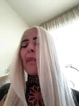 Freechat bambixboo on StripChat