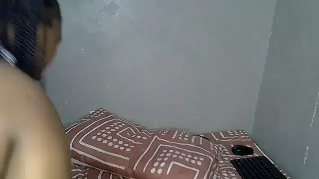 Freechat Bellabootie on StripChat