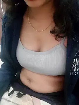 Freechat Bul-Bul-rani on StripChat