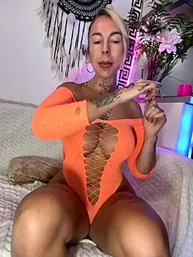 Freechat CheekyChels on StripChat