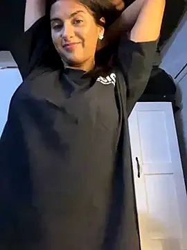 Freechat chicachocolate01 on StripChat