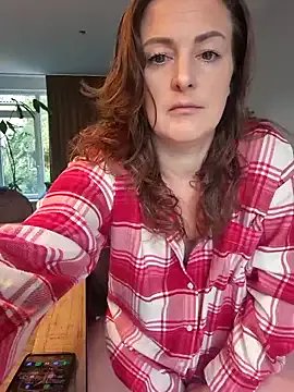 Private cumtomama on StripChat