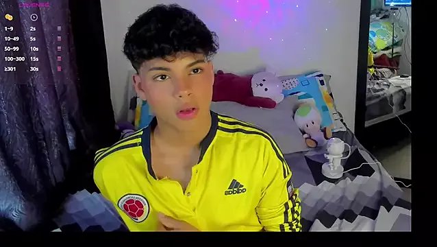 Freechat dani_angels__ on StripChat