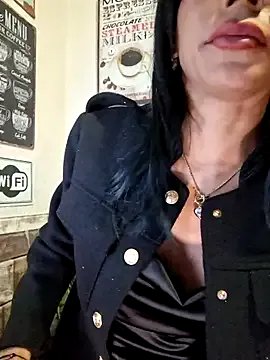 Freechat Doll_Loren on StripChat