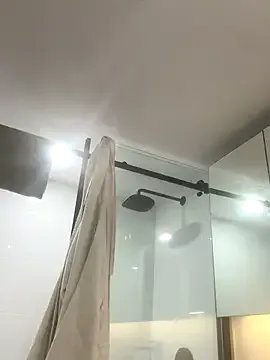 Freechat elliepixie on StripChat