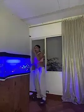 Freechat Emaa- on StripChat