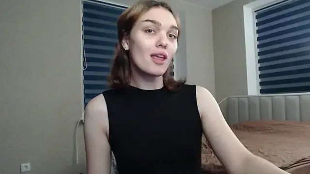 Freechat EmiliaRhodes on StripChat