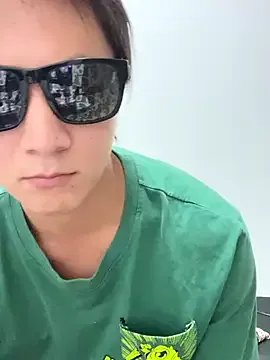 Group erokami36 on StripChat