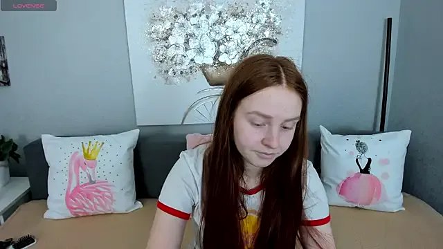 Freechat Evarey_ on StripChat