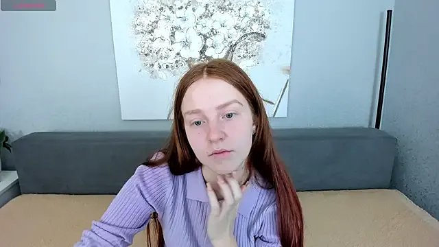 Freechat Evarey_ on StripChat