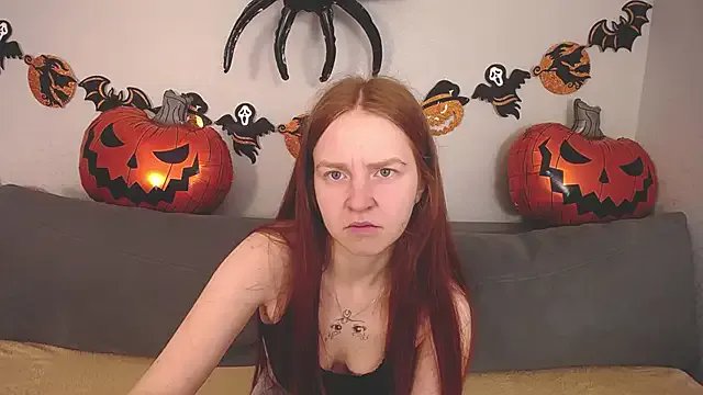 Freechat Evarey_ on StripChat