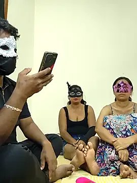 Freechat Family02 on StripChat