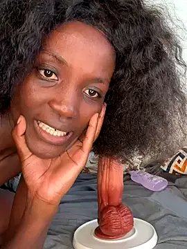 Freechat Fanclubbbbb on StripChat