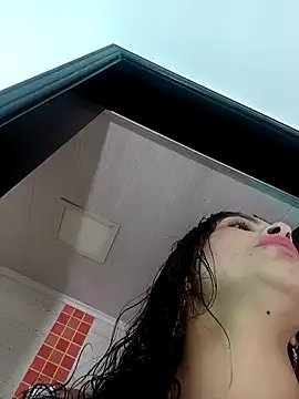 Freechat Fox_Roxxan on StripChat