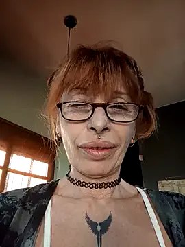 Freechat FrozenWaffle on StripChat
