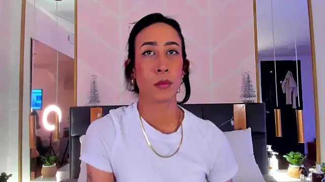 Freechat GabyPetit on StripChat