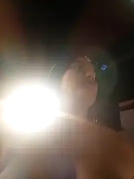 Freechat girl_milk1 on StripChat