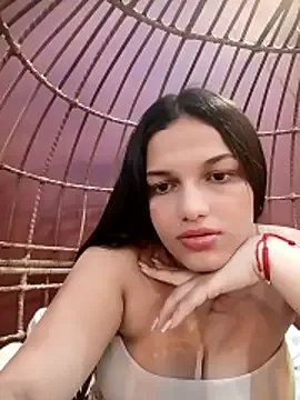 Freechat girl_milk1 on StripChat