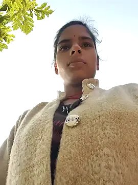 Freechat Gulika_Doshi on StripChat