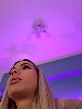 Freechat HaileyMadow on StripChat