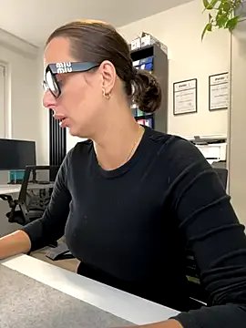 Hii_Lolla on StripChat 