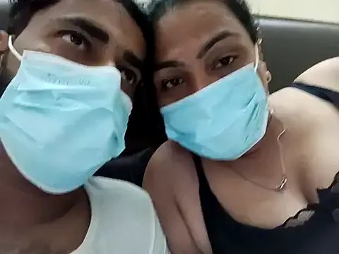 Freechat horny_milf_couple on StripChat