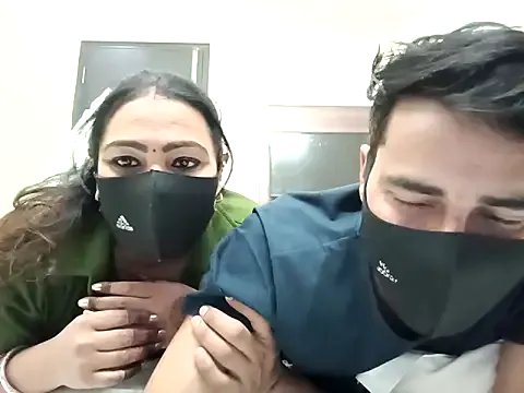 Freechat horny_milf_couple on StripChat