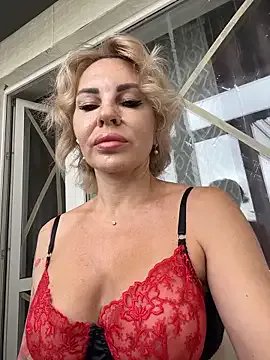 Freechat Hotnessi on StripChat