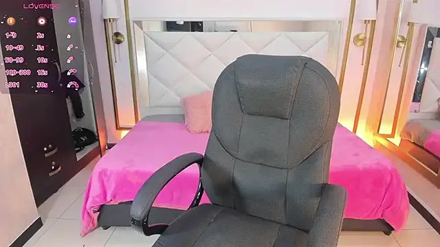 Freechat i_kristi on StripChat