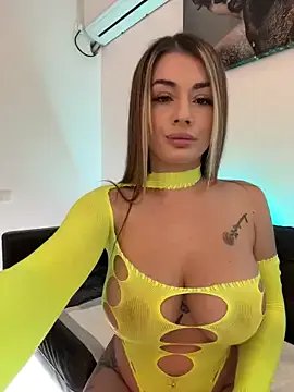 Freechat IsabellaEtthan on StripChat