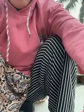 Freechat Ishikaranaa on StripChat