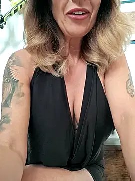 Private JasmineNoir2 on StripChat