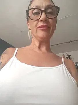 Private JasmineNoir2 on StripChat